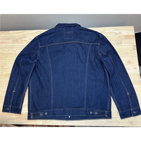 Levis Denim Jacket Dark Wash Trucker Classic Button Front Pockets - Picture 6 of 15